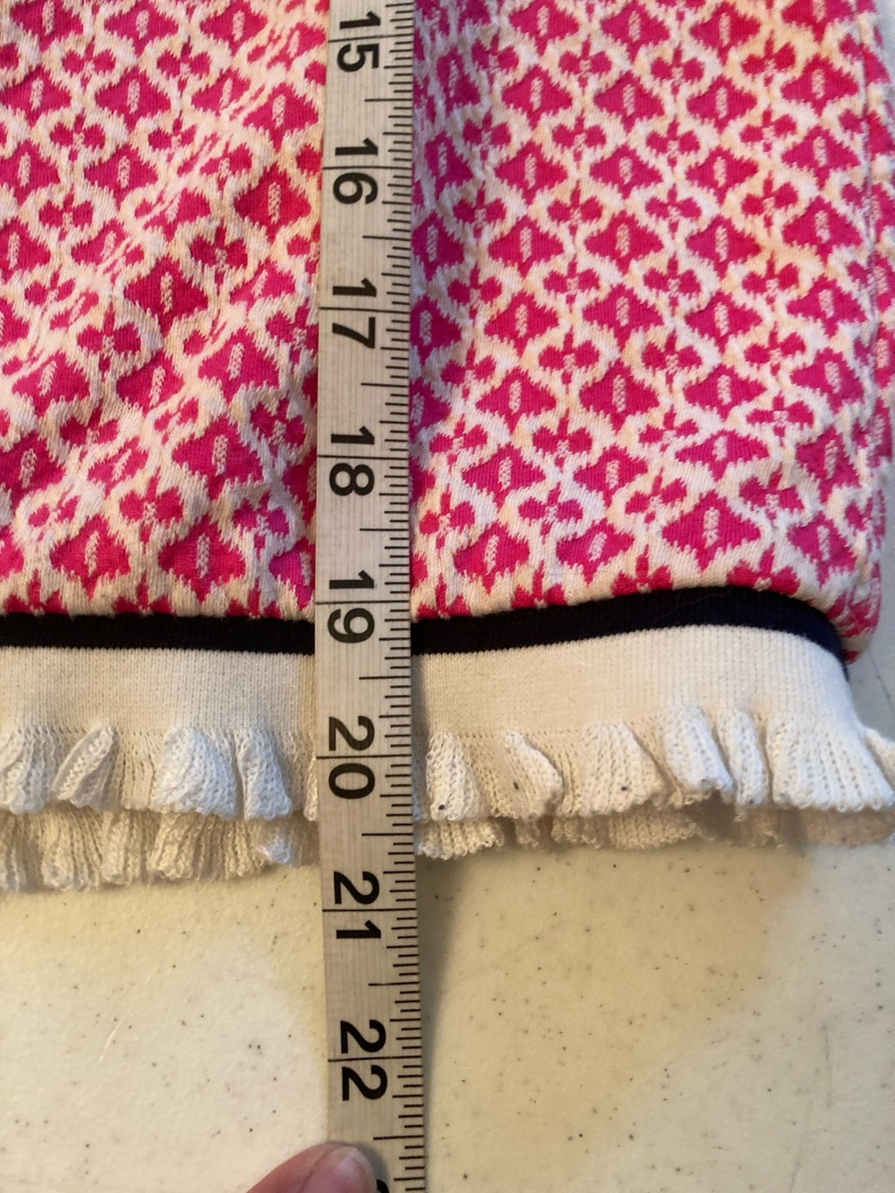 VOY Pink Patterned Short Sleeve Knit Top with Contrast Trim - Picture 9 of 9